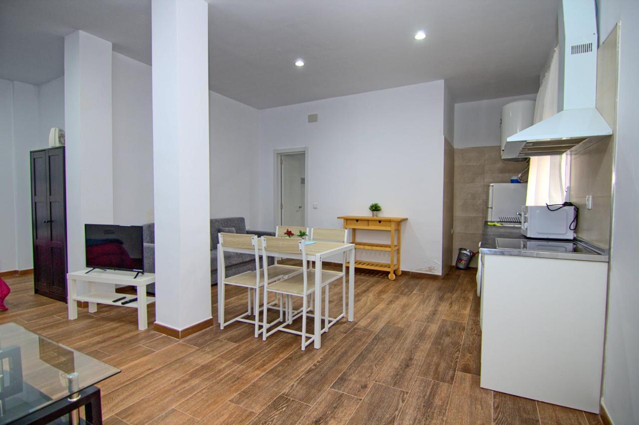 Mercado Huelin Apartments Malaga Bagian luar foto